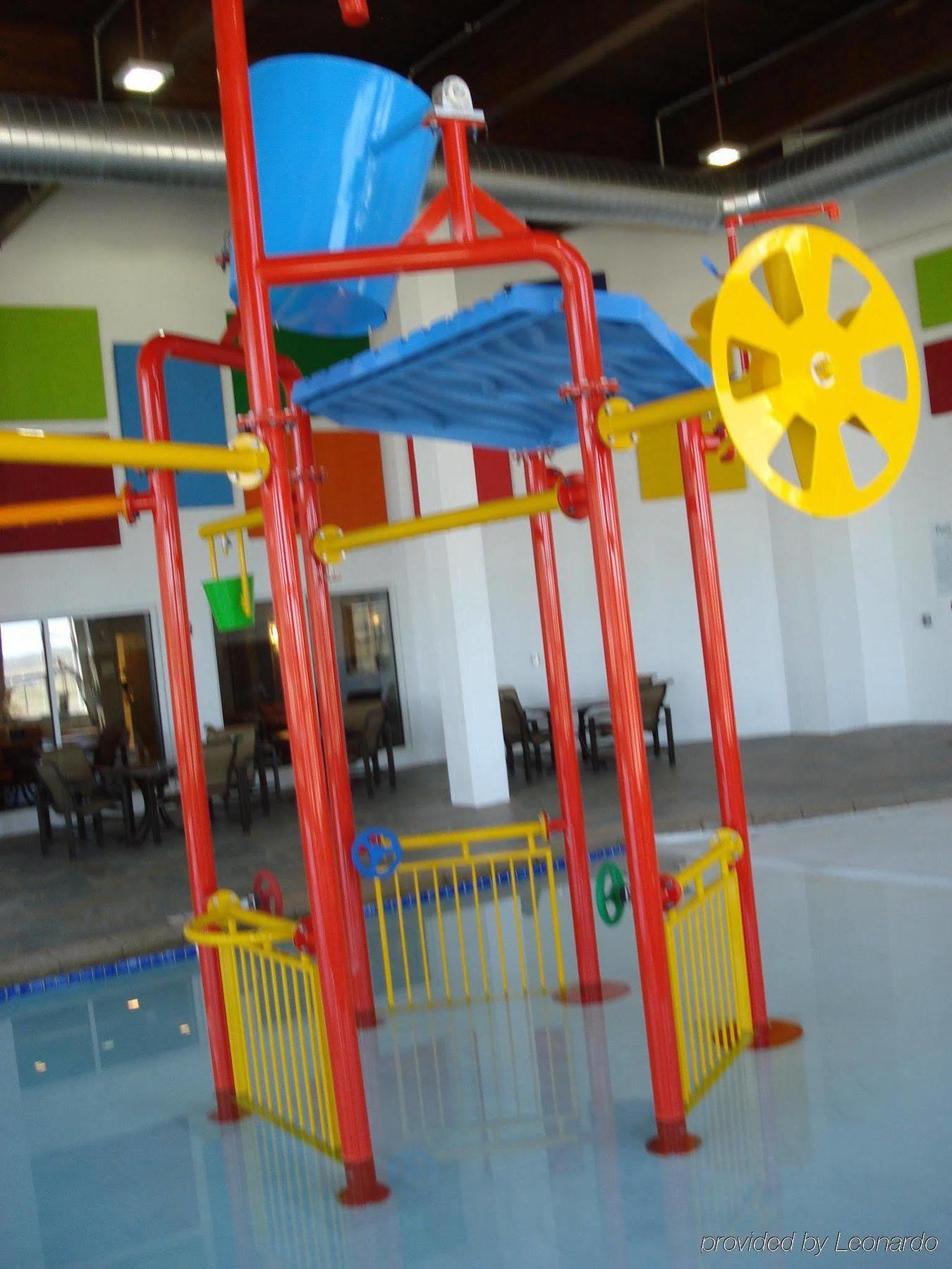 Holiday Inn Express & Suites Rapid City By Ihg Bagian luar foto